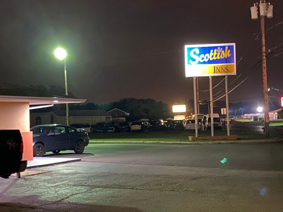 Scottish Inns Wrightstown Exterior photo